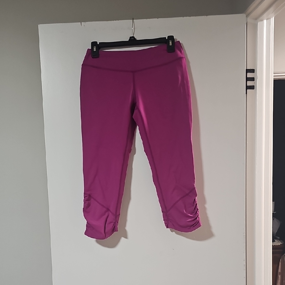 Grace Magenta Women's Leggings